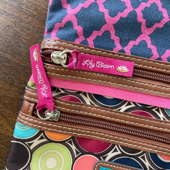Lily Bloom Triple Zip Crossbody Geometric Colorful Purse Adjustable Strap - Picture 9 of 15